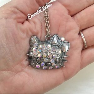 New Antique Silver Tone Iridescent Rhinestone Hello Kitty Pendant Necklace